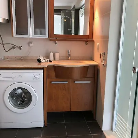Mahallesi, Aegean Breeze Sitesi B7 * Sogucak